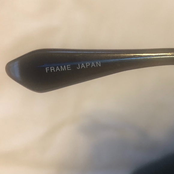 SAMA EYEWEAR designer glasses frames , very stylisch ,very classy - Picture 6 of 6